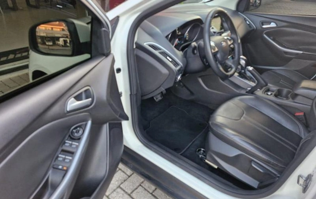 imagem-https://www.socarrao.com.br/sc-vehicle-images-prod/3906838/1789650597168-8479371_13_B_1d986f9bbb.jpeg