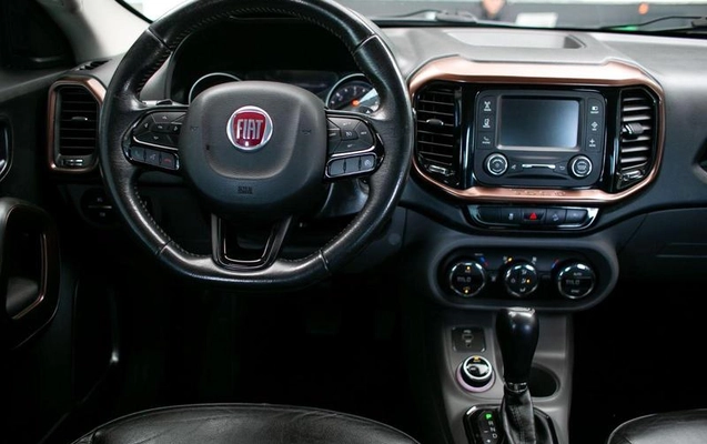 imagem-https://www.socarrao.com.br/sc-vehicle-images-prod/3906921/1789667283781-8485107_10_B_33c615f113.jpeg