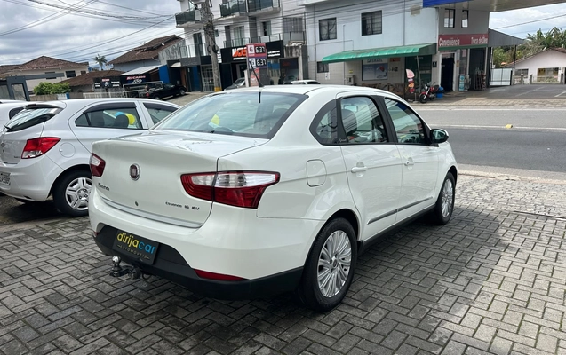 imagem-https://www.socarrao.com.br/sc-vehicle-images-prod/3907058/1789650289379-e169bc72-7775-48fd-a9e2-184fa3fb2a98.jpeg