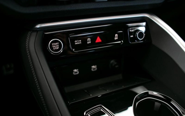 imagem-https://www.socarrao.com.br/sc-vehicle-images-prod/3907248/1789667289409-8485174_26_B_d9a791f338.jpeg