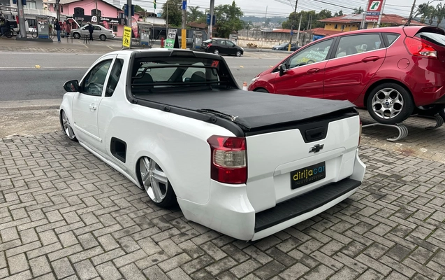 imagem-https://www.socarrao.com.br/sc-vehicle-images-prod/3907286/1789650765789-3f9bbf81-dbb7-48f0-b5ca-b475e33aa7f1.jpeg