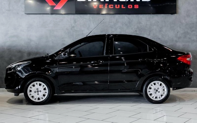 imagem-https://www.socarrao.com.br/sc-vehicle-images-prod/3907307/1789650809635-8485049_3_B_35556a42e9.jpeg