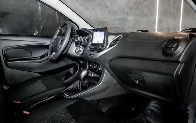 imagem-https://www.socarrao.com.br/sc-vehicle-images-prod/3907307/1789650809648-8485049_22_B_15f37974fb.jpeg