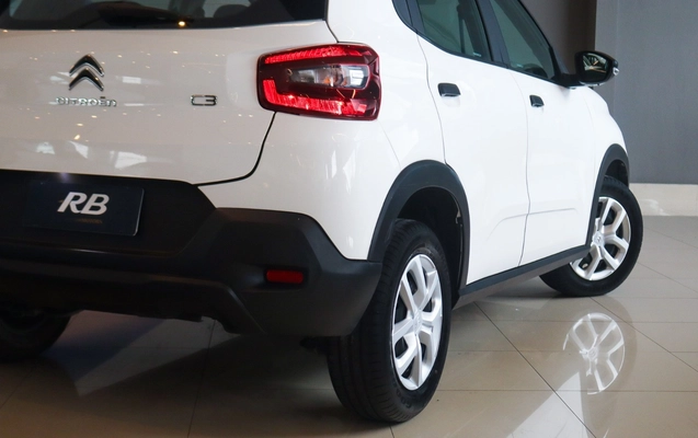 imagem-https://www.socarrao.com.br/sc-vehicle-images-prod/3907318/1789650822647-529c5b33-9b6d-4ed7-a384-236ba9455596.jpg