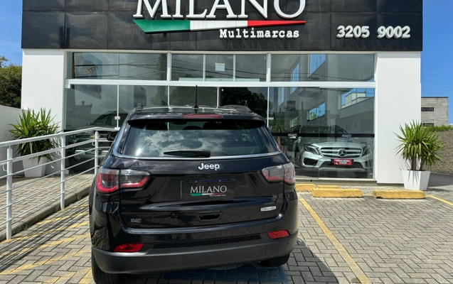 imagem-https://www.socarrao.com.br/sc-vehicle-images-prod/3907344/1789650871696-003_831ca10de6e4d2436a9a6711c7e4381a.jpeg