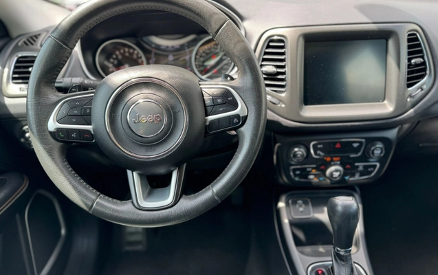 imagem-https://www.socarrao.com.br/sc-vehicle-images-prod/3907344/1789650871708-003_e42092b71abd98c4d4ce9f806a9fdcda.jpeg
