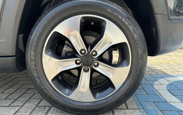 imagem-https://www.socarrao.com.br/sc-vehicle-images-prod/3907344/1789650871720-003_b613dda2d8ae898a53b9d1ae67304d6c.jpeg