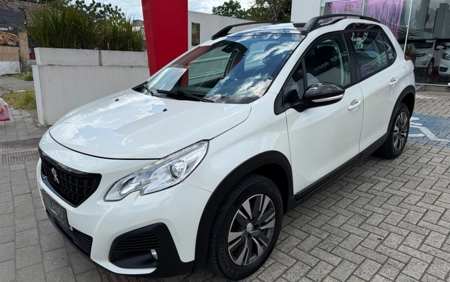 imagem-https://www.socarrao.com.br/sc-vehicle-images-prod/3907393/1789650917595-003_1709047eae2ed19c4a5617261c493bd1.jpeg