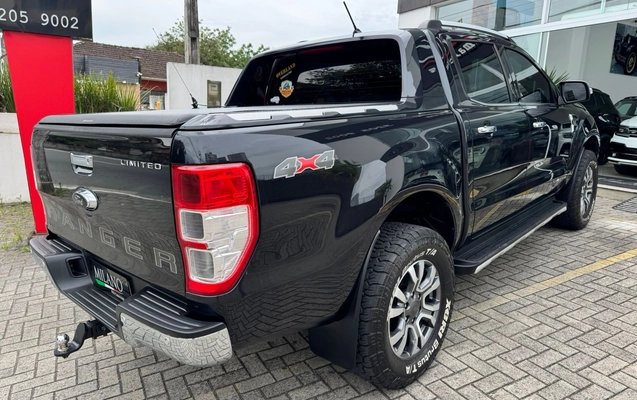 imagem-https://www.socarrao.com.br/sc-vehicle-images-prod/3907396/1789650926062-003_90f3cc398b97b92457d17d398c001c9d.jpeg