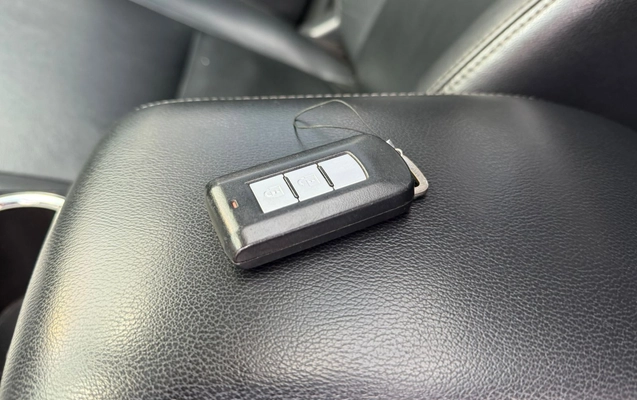 imagem-https://www.socarrao.com.br/sc-vehicle-images-prod/3907409/1789650945401-003_eb26bd65dd26a4dfbce5839bcbf164bd.jpeg