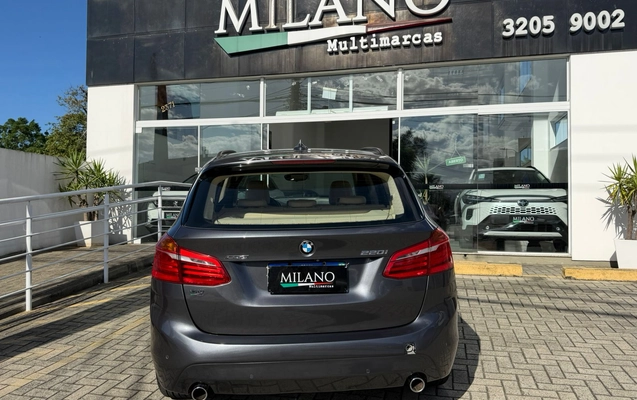 imagem-https://www.socarrao.com.br/sc-vehicle-images-prod/3907425/1789650967910-003_d7752208421e788a3ff4ff8bcfdda2c7.jpeg