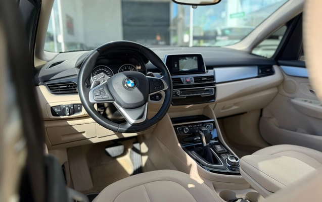 imagem-https://www.socarrao.com.br/sc-vehicle-images-prod/3907425/1789650967919-003_5857db3c22794ef4c2e4c1d3df1e7844.jpeg