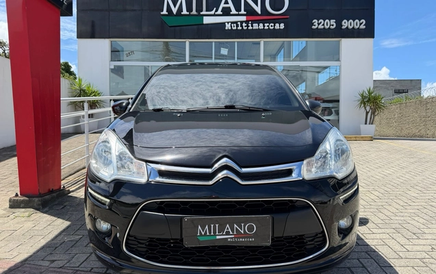 imagem-https://www.socarrao.com.br/sc-vehicle-images-prod/3907427/1789650974888-003_d1c40ac9f549b9e802c605527a3185cc.jpeg