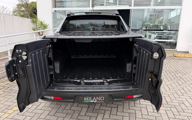 imagem-https://www.socarrao.com.br/sc-vehicle-images-prod/3907439/1789651005409-003_dbf644610df034a4e7158112e884bb84.jpeg