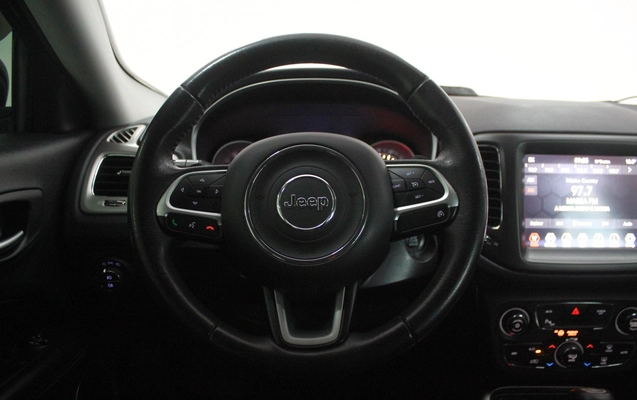 imagem-https://www.socarrao.com.br/sc-vehicle-images-prod/3907568/1789651174711-8_101632.jpg