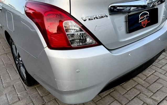 imagem-https://www.socarrao.com.br/sc-vehicle-images-prod/3907690/1789664304149-8482659_7_B_57492bb3de.jpeg