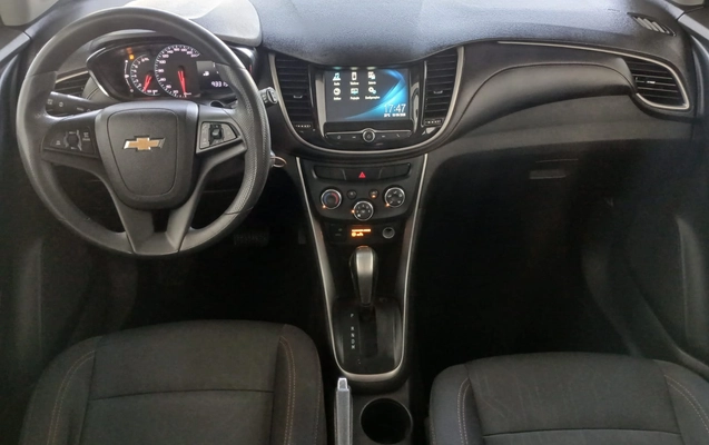 imagem-https://www.socarrao.com.br/sc-vehicle-images-prod/3907692/1789651507856-003_2893af197a3d40ee64731240e69eeddb.jpeg