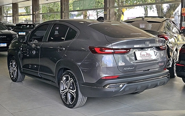 imagem-https://www.socarrao.com.br/sc-vehicle-images-prod/3907726/1789651637187-fivxaLOVnbesyAozoEhtSG095B8Sj2JQ.jpg