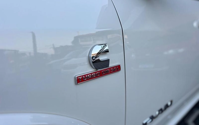 imagem-https://www.socarrao.com.br/sc-vehicle-images-prod/3907762/1789676963065-8451263_9_B_2e32ea5287.jpeg