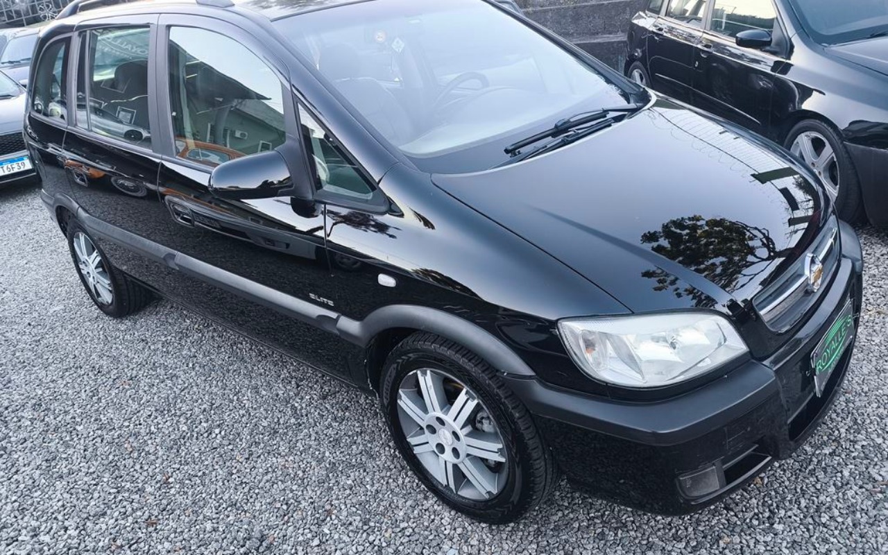 Chevrolet Zafira 2012 Preto — foto 1 de 3