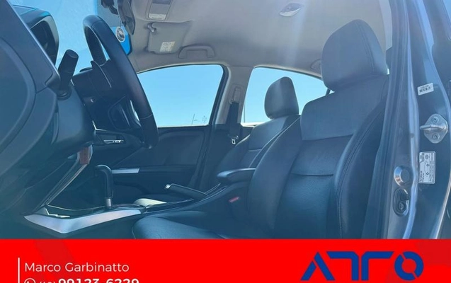 imagem-https://www.socarrao.com.br/sc-vehicle-images-prod/3907837/1789667418282-8479402_15_B_e3d06e201c.jpeg