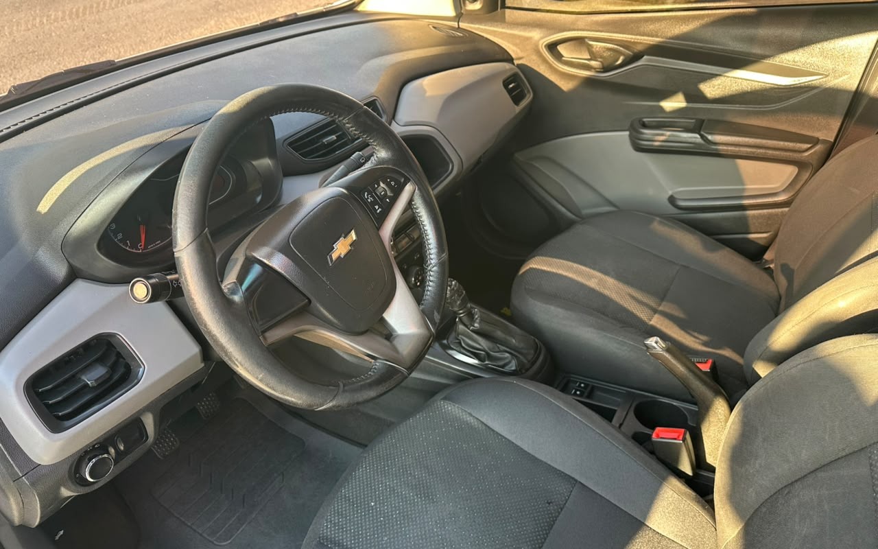 imagem-https://www.socarrao.com.br/sc-vehicle-images-prod/3908054/1789652165968-V2hhdHNBcHAgSW1hZ2UgMjAyNi0wOS0xNiBhdCAxNy40Ny40My5qcGVn.jpeg