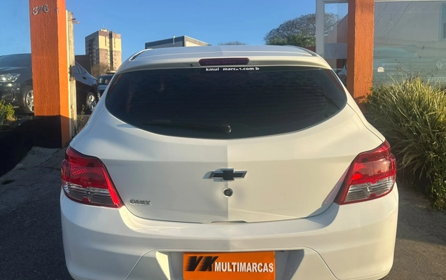 imagem-https://www.socarrao.com.br/sc-vehicle-images-prod/3908054/1789652166273-V2hhdHNBcHAgSW1hZ2UgMjAyNi0wOS0xNiBhdCAxNy40Ny41MiAoMSkuanBlZw.jpeg
