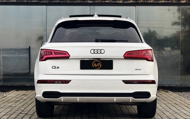 imagem-https://www.socarrao.com.br/sc-vehicle-images-prod/3908056/1789652217529-2_040712.jpg