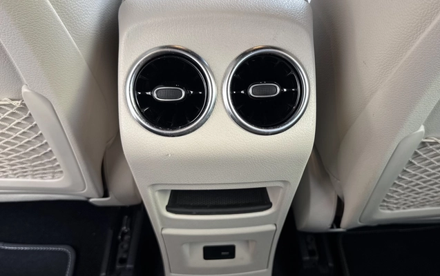 imagem-https://www.socarrao.com.br/sc-vehicle-images-prod/3908061/1789652218967-1_114516.jpg