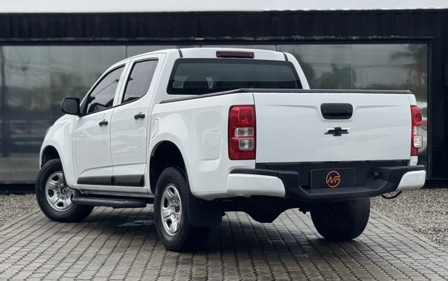 imagem-https://www.socarrao.com.br/sc-vehicle-images-prod/3908082/1789652225679-2_122101.jpg