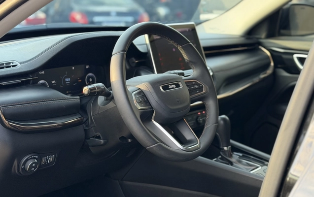 imagem-https://www.socarrao.com.br/sc-vehicle-images-prod/3908083/1789652225811-1_104438.jpg