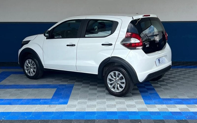imagem-https://www.socarrao.com.br/sc-vehicle-images-prod/3908084/1789652225885-8467499_2_B_64ba2e7eee.jpeg