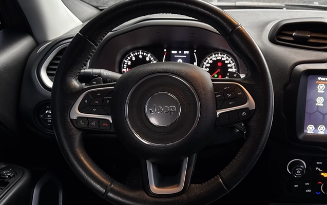 imagem-https://www.socarrao.com.br/sc-vehicle-images-prod/3908087/1789652226524-1_091204.jpg