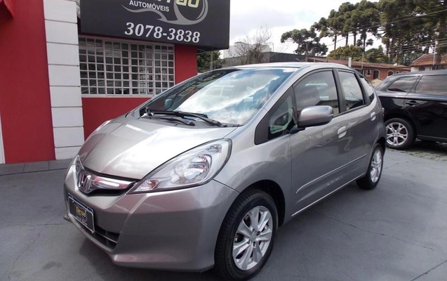 imagem-https://www.socarrao.com.br/sc-vehicle-images-prod/3908134/1789652335058-8485358_0_B_811be734fc.jpeg
