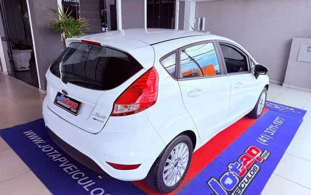 imagem-https://www.socarrao.com.br/sc-vehicle-images-prod/3908207/1790166473621-8444691_10_B_ba00887234.jpeg