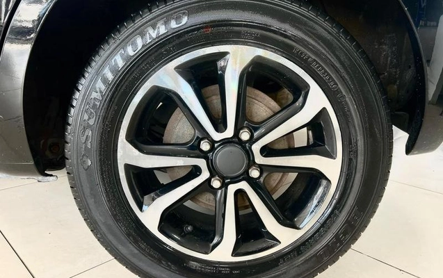 imagem-https://www.socarrao.com.br/sc-vehicle-images-prod/3908390/1789652681791-8469841_12_B_76ddd222d0.jpeg