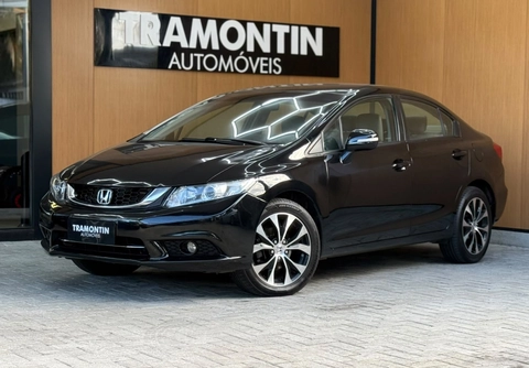 Honda Civic 2016 Preto — foto 1 de 3
