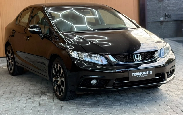 imagem-https://www.socarrao.com.br/sc-vehicle-images-prod/3908415/1789652750054-003_fe70d6ee95137b7fcc3ee5107a938832.jpeg