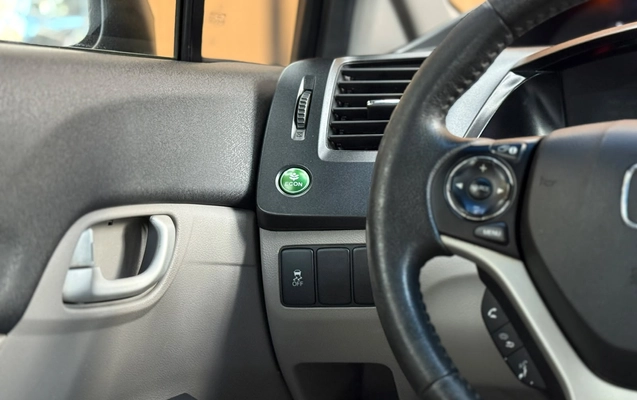 imagem-https://www.socarrao.com.br/sc-vehicle-images-prod/3908415/1789652750071-003_8d2b46cee9348d1f7268698840f08432.jpeg