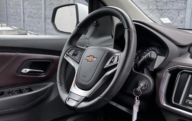 imagem-https://www.socarrao.com.br/sc-vehicle-images-prod/3908425/1789676685190-8449958_8_B_d114a112f2.jpeg