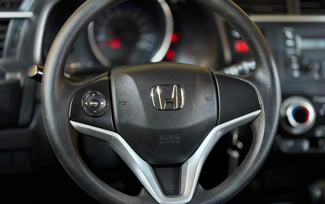 imagem-https://www.socarrao.com.br/sc-vehicle-images-prod/3908468/1789652884038-8440149_17_B_ba7657a9db.jpeg