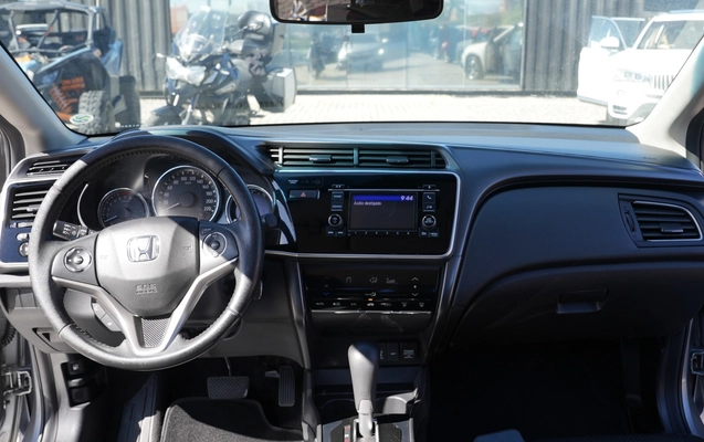 imagem-https://www.socarrao.com.br/sc-vehicle-images-prod/3908472/1789652900371-1_104000.jpg