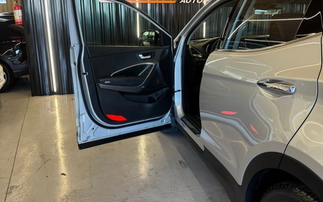 imagem-https://www.socarrao.com.br/sc-vehicle-images-prod/3908479/1789755236875-gb-b98212d.jpeg