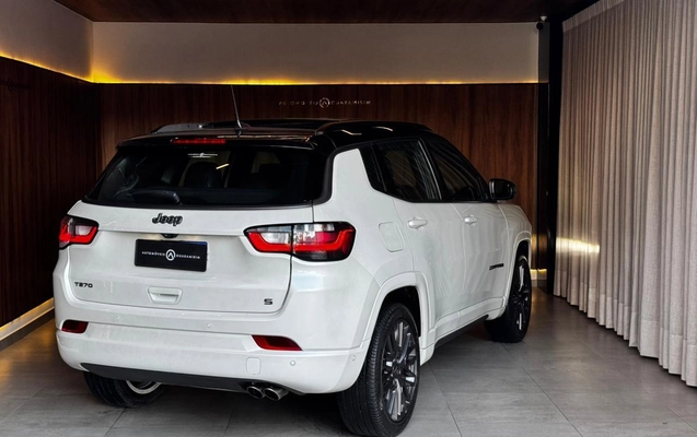 imagem-https://www.socarrao.com.br/sc-vehicle-images-prod/3908481/1789755868856-5a046fc4f96e4eeb9c3e0060ce6a6f4d_1779913322918.jpeg