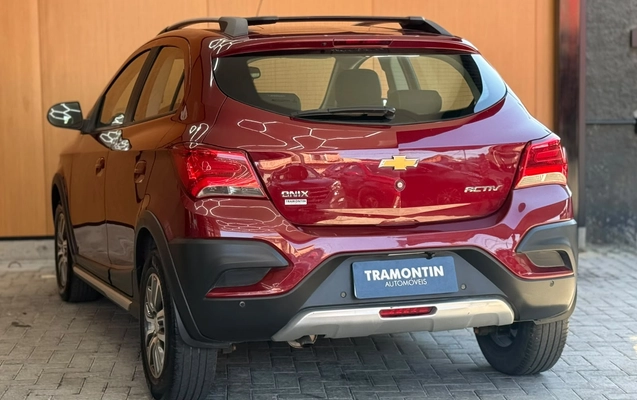 imagem-https://www.socarrao.com.br/sc-vehicle-images-prod/3908490/1789653053590-003_cec0ec45ffa4b81b7f1dba18156b0f67.jpeg