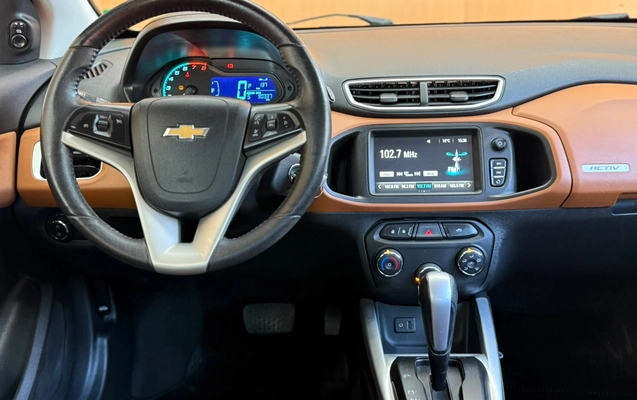 imagem-https://www.socarrao.com.br/sc-vehicle-images-prod/3908490/1789653053600-003_04b5c0743730a5cd6992856c37e611fb.jpeg