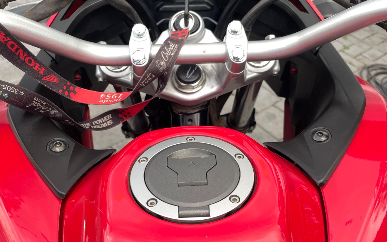 imagem-https://www.socarrao.com.br/sc-vehicle-images-prod/3908594/1789657849350-SU1HXzYzMDguanBlZw.jpeg