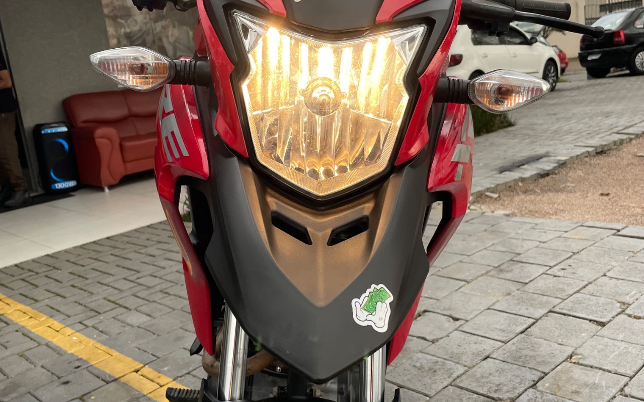imagem-https://www.socarrao.com.br/sc-vehicle-images-prod/3908594/1789657849961-SU1HXzYzMTYuanBlZw.jpeg