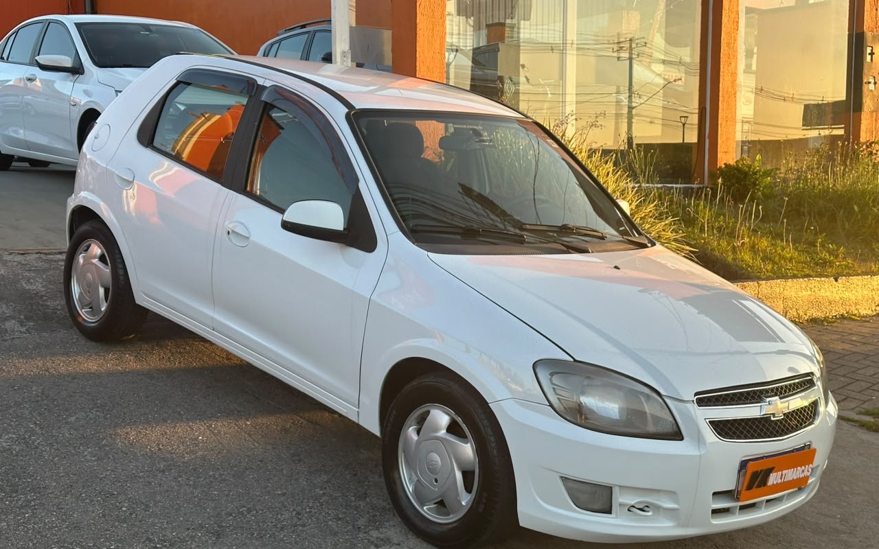 imagem-https://www.socarrao.com.br/sc-vehicle-images-prod/3908721/1789653463755-V2hhdHNBcHAgSW1hZ2UgMjAyNi0wOS0xNiBhdCAxNy41Ny4wNyAoMSkuanBlZw.jpeg