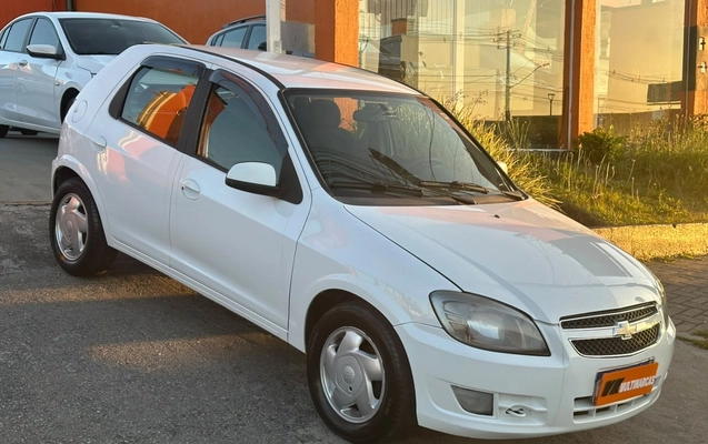 imagem-https://www.socarrao.com.br/sc-vehicle-images-prod/3908721/1789653463755-V2hhdHNBcHAgSW1hZ2UgMjAyNi0wOS0xNiBhdCAxNy41Ny4wNyAoMSkuanBlZw.jpeg